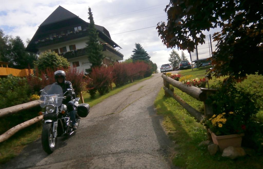 Gaestehaus Bischof Schöder エクステリア 写真